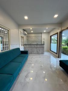 Posezení v ubytování River Splash Resort,Karjat