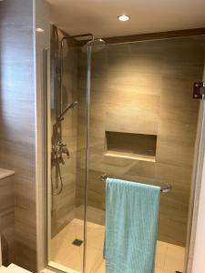 Ένα μπάνιο στο Sky serenity two rooms apartment