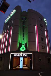 Budova, kde se hodinový hotel nachází