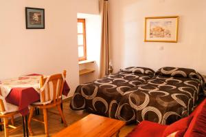 A bed or beds in a room at Finca Patio Canario