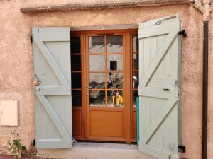 Φωτογραφία από το άλμπουμ του Apt de charme au cœur du village σε La Valette-du-Var