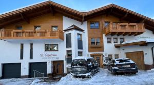 Το κτήριο όπου στεγάζεται  το διαμέρισμα