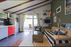 Foto dalla galleria di Olive-Sunset Haven in Zuljana a Žuljana