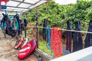 Garður fyrir utan Green Island Ocean Rhythem dive B&B 綠島海韻民宿