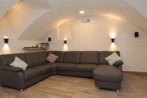 Ein Sitzbereich in der Unterkunft Ferienhaus Lotus Hof Stallegg