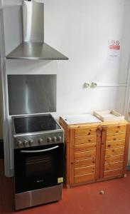 Η κουζίνα ή μικρή κουζίνα στο LPE Maison Gite proche Illiers Combray