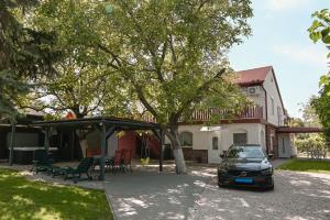 Afbeelding uit fotogalerij van Alsóörs Pagony in Alsóörs +30 foto's