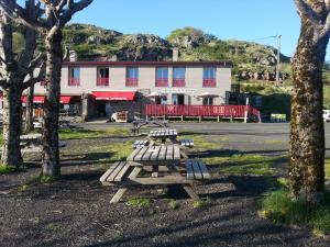 Gallery image of Auberge du Col de Neronne in Le Falgoux