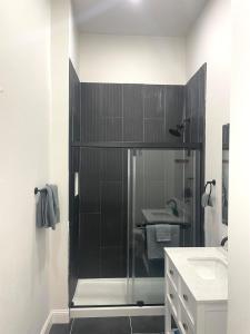 Gallery image of Retro Baseball Downtown Apartment in Saint Louis +3 photos