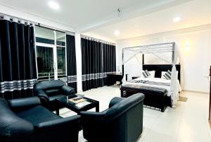 Postel nebo postele na pokoji v ubytování O2 Villas-Weligama