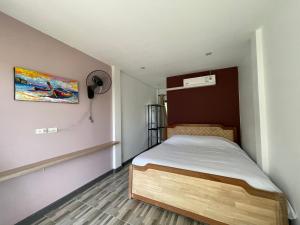 Postel nebo postele na pokoji v ubytování Los Patios Hostel Phuket + 28 fotografií