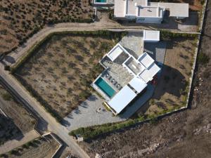 Piscina di IOKASTI LUXURY VILA with private pool & sea views-12 guests o nelle vicinanze