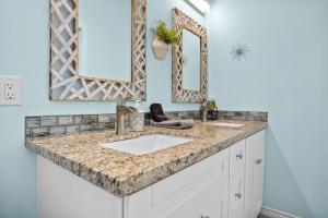 Φωτογραφία από το άλμπουμ του Serenity by Bolivar Vacations! Beachfront & Gameroom σε Bolivar Peninsula +43 φωτογραφίες