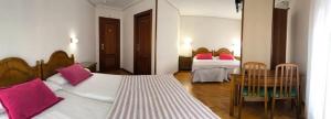 Hostal Hispanoにあるベッド