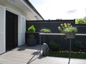 Ein Garten an der Unterkunft Landhaus SoonZauber