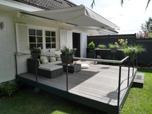 Ein Garten an der Unterkunft Landhaus SoonZauber
