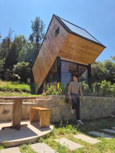 Tiny House El Refugio外面的花园