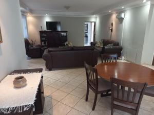 Φωτογραφία από το άλμπουμ του The Lakehouse BnB σε Brakpan