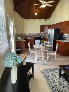 Fotografie z fotogalerie ubytování Bay View Villa v destinaci Tortola Island