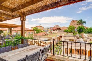 Afbeelding uit fotogalerij van Vasıl Cave Hotel in Uchisar