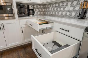Gallery image of Stylish Serenity at TheExpo in Tulsa