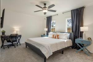 Gallery image of Stylish Serenity at TheExpo in Tulsa