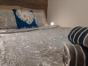 Ένα ή περισσότερα κρεβάτια σε δωμάτιο στο Best Relax Hévíz Apartman