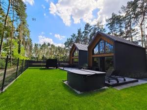 Zahrada ubytování Holiday Hossa House 391 - całoroczne domy z Jacuzzi Sława