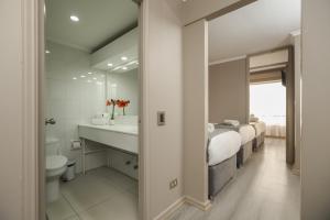 Koupelna v ubytování Mahia hotel Reñaca