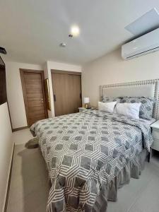 Postel nebo postele na pokoji v ubytování Loft Chic en Cipreses