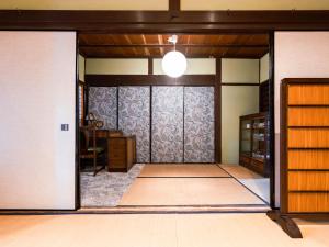 Фотография из галереи 平田屋 明治の間 -Hirataya Meiji- 父母ケ浜4分 в городе Mitoyo
