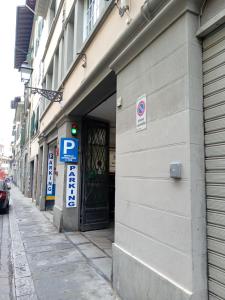 Zdjęcie z galerii obiektu Apartment ninnananna we Florencji