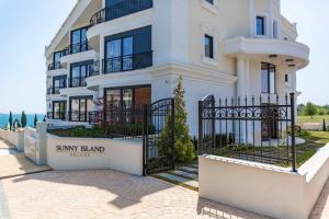 Gallery image of Apartments in Complex Sunny Island Deluxe in Chernomorets