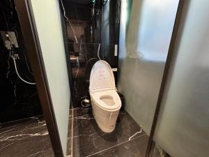 平遥百常宏客栈的一间浴室