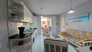 Η κουζίνα ή μικρή κουζίνα στο Apartamento Candil +10 φωτογραφίες