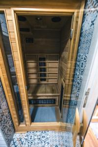 Ảnh trong thư viện ảnh của SPA apartment YIN - hot tub, sauna, spa ở Novi Sad