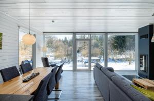 Posezení v ubytování 4 Personen mit Sauna F0H2 + 16 fotografií