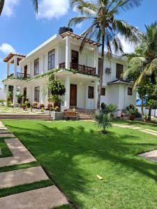 Κήπος έξω από το The Getaway Experience Villa