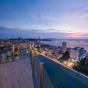 Γενική θέα στη θάλασσα ή θέα στη θάλασσα από  αυτό το διαμέρισμα