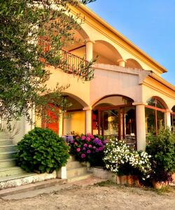 Gallery image of residence u filipaghju in Galeria