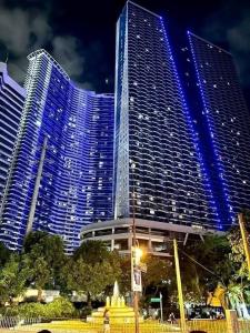 El edificio en el que está el departamento