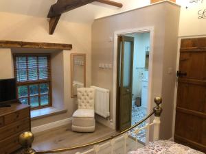 Imagen de la galería de Oakley Bed & Breakfast - Vegetarian, Vegan, en Newcastle Emlyn