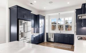 Η κουζίνα ή μικρή κουζίνα στο Villa Bella, Luxury 5-Bedroom Retreat in Exclusive Resort Community, Minutes To Bethany Beach
