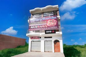 Το κτήριο όπου στεγάζεται  το ξενοδοχείο +21 φωτογραφίες