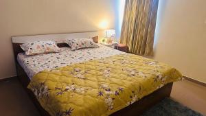 En eller flere senge i et værelse på 3bhk flat at doddaballapur, yelanka