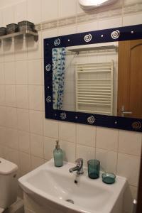 Koupelna v ubytování Jáchymov Blue Apartment