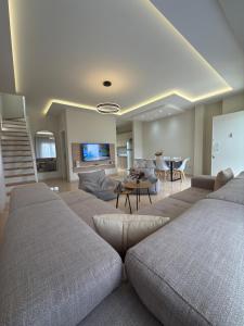Posezení v ubytování Tea Residence, Gjiri i Lalzit DeLux Villa