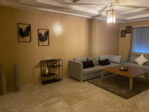 Posezení v ubytování appartement à oujda