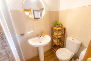 Kúpeľňa v ubytovaní Duplex El Refugio de La Bolera