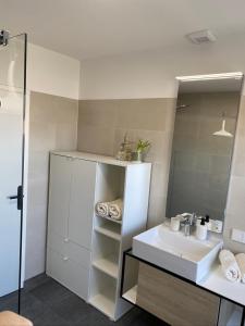 Fotografie z fotogalerie ubytování LandNest Ferienwohnung v destinaci Gnas